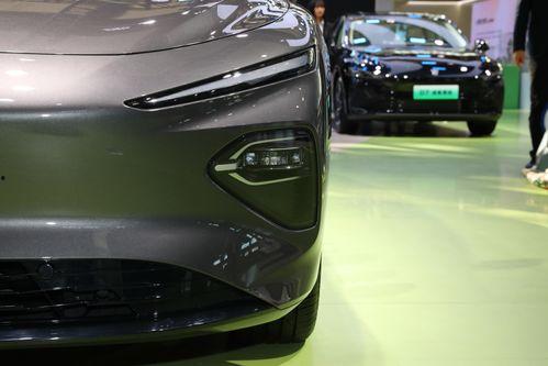 国产车掀桌子搞笑视频,搞笑视频笑翻网友